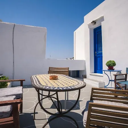 Giamaki Hotel